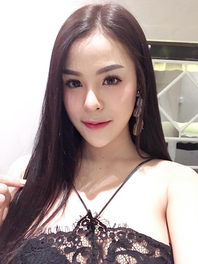 ... và vóc dáng quyến rũ.&nbsp;