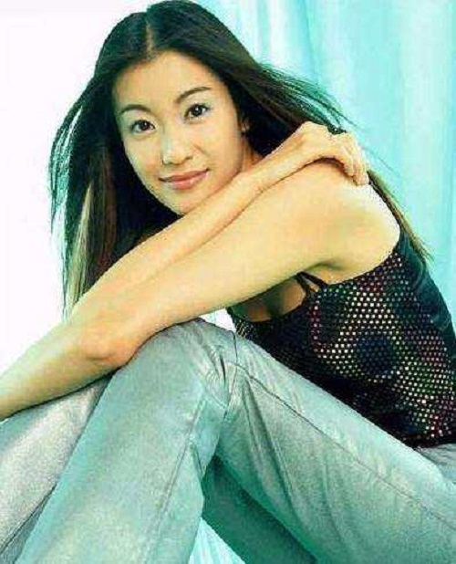 Số phận sao Hoa ngữ khi rời showbiz: Người xuất gia, kẻ đi bán bảo hiểm - 9