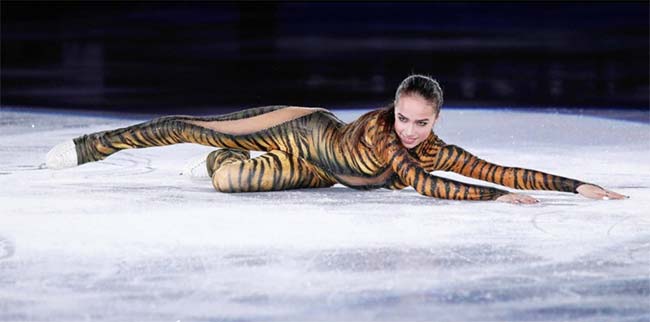Zagitova gây sốt tại Thế vận hội mùa Đông Pyeongchang 2018 với màn trình diễn hút hồn.
