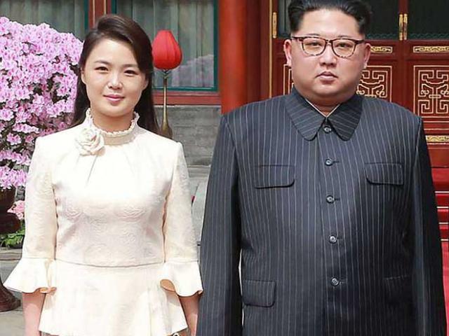 Vẻ đẹp “hớp hồn” cư dân mạng Trung Quốc của vợ Kim Jong-un
