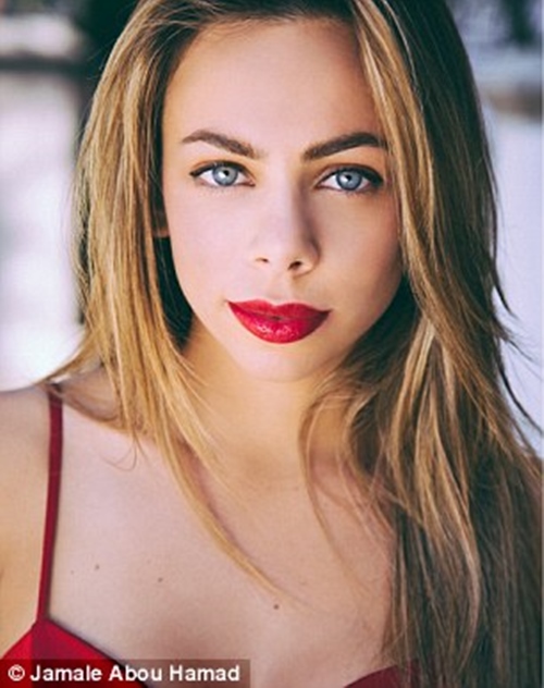 Tìm thấy thi thể nghi là của người mẫu bị mất tích - 1