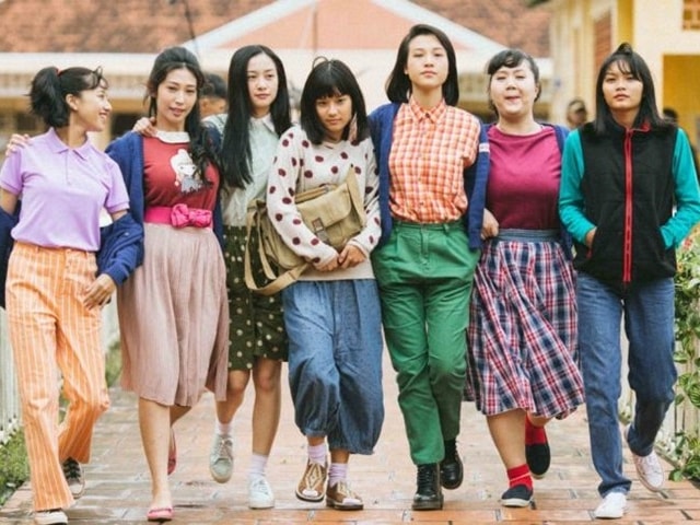 Bí quyết mặc đẹp - Hoài niệm thời trang của cha mẹ ta qua "Tháng năm rực rỡ"