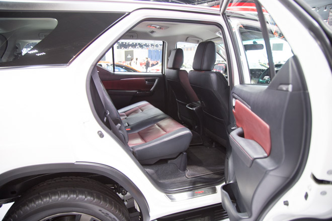 Chiêm ngưỡng Toyota Fortuner TRD Sportivo: Cực ngầu, cực thể thao - 8