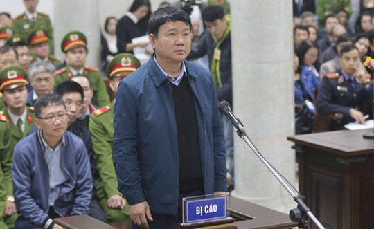 Nóng 24h qua: Người vừa đầu thú trong vụ án liên quan ông Nguyễn Thanh Hóa là ai? - 2