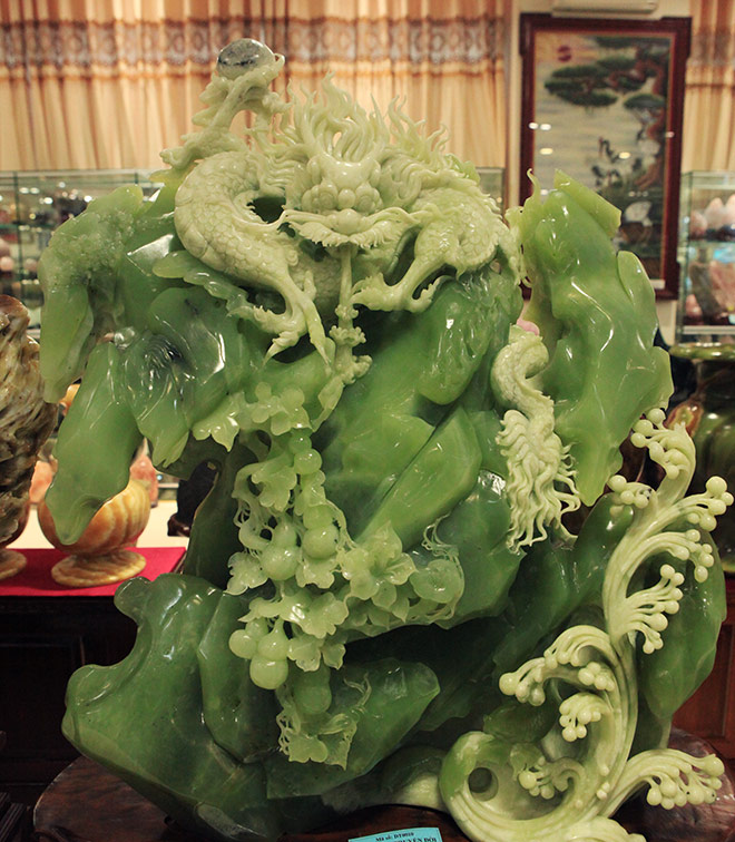 Ngắm bức tranh "Sơn thủy hữu tình" bằng ngọc cẩm thạch nguyên khối - 8