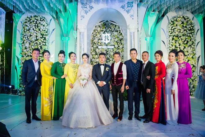 Mr. Đàm cùng “Bầu Tam” Asanzo về Quảng Ninh dự đám cưới xa hoa bậc nhất - 3