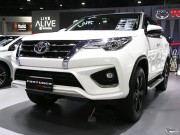 Tin tức ô tô - Chiêm ngưỡng Toyota Fortuner TRD Sportivo: Cực ngầu, cực thể thao