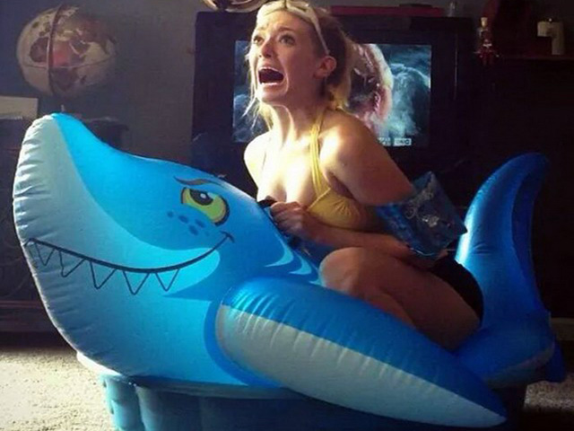 Tranh vui - Những con người bá đạo khiến dân tình "điên đảo"