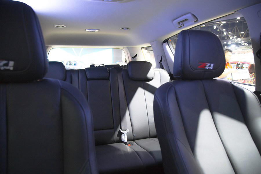 Đối thủ của Toyota Fortuner: Chevrolet Trailblazer LTZ có giá 1,09 tỷ đồng - 15