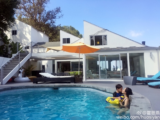 Có nốt ruồi phú quý, “mỹ nhân ăn cơm trước kẻng” sống sướng như tiên - 8