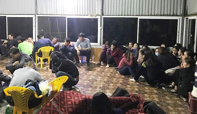 Những “ngón nghề độc” của dân cờ bạc đất Cảng - 1