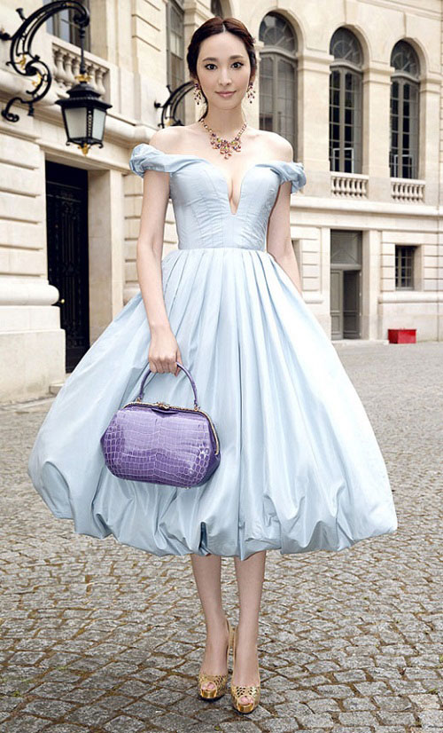 Bí quyết mát-xa của cô vợ đại gia sở hữu 80.000 tỷ đồng - 5