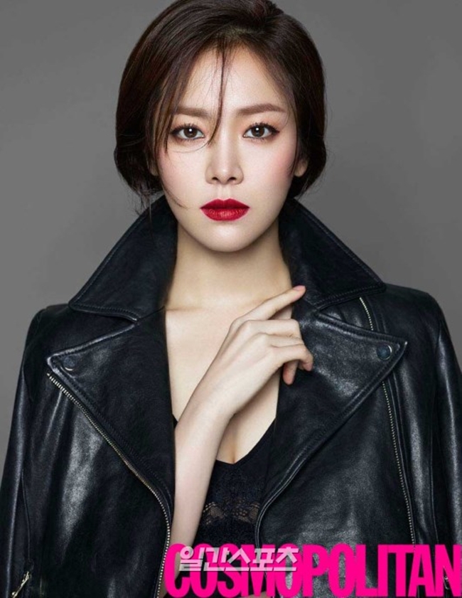 Han Ji Min hiện là một trong những ngọc nữ hàng đầu của showbiz Hàn Quốc khi là gương mặt yêu thích của nhiều đạo diễn truyền hình lẫn điện ảnh.