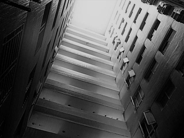 Tin tức trong ngày - Đêm rợn gáy tại hiện trường chung cư bị cháy