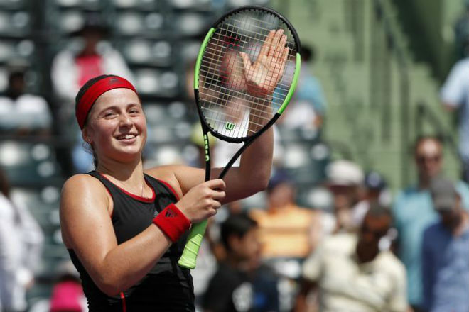 Chung kết Miami Open 2018: Nữ hoàng mới Stephens đấu “nữ thần” tie-break - 2