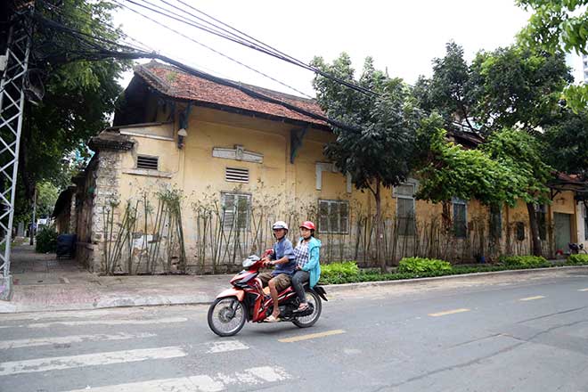 Vẻ vắng lặng, đẹp lạ lùng trong sáng đầu năm ở nơi sầm uất nhất cả nước - 20