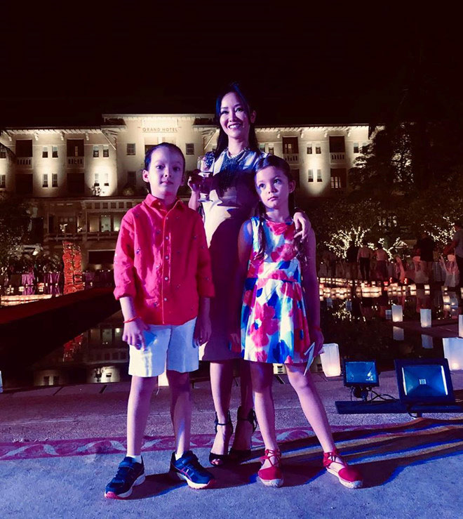 Sao Việt đón năm mới: Người diện bikini, người "khóa môi" ngọt ngào - 6