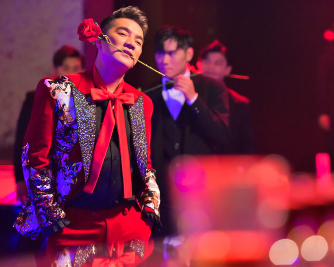 Vì sao Mr. Đàm xứng đáng là “ông hoàng thị phi&#34; của showbiz Việt 2018? - 7