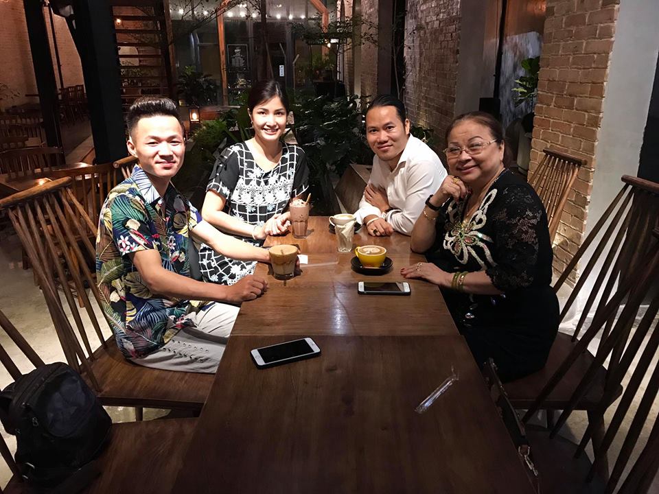 Bất ngờ dung nhan vợ trẻ xinh đẹp của diễn viên hài sở hữu biệt phủ đất Bắc - 4