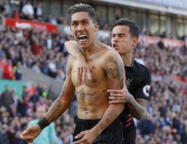 Roberto Firmino đang là cái tên gây sốt ở giải Ngoại hạng Anh khi vừa lập cú hat-trick, góp công giúp Liverpool lội ngược dòng đá bại Arsenal 5-1 trên sân Anfield. Anh sở hữu chiều cao 1m81 cùng khối cơ bắp vạm vỡ. 