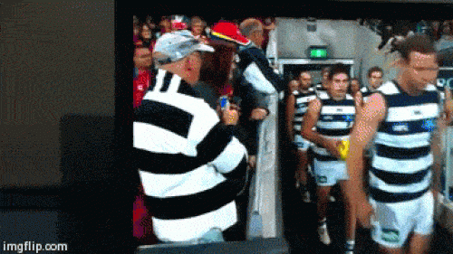 Tình huống "xấu hổ muốn độn thổ" chỉ vì không hiểu ý nhau - 3