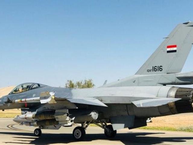 Chiến đấu cơ F-16 Iraq bay vào Syria không kích dữ dội, lấy mạng 30 thủ lĩnh IS