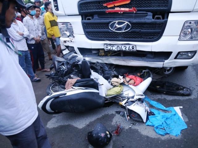 Tin tức trong ngày - Vụ xe container gây tai nạn thảm khốc ở Long An: Tài xế ra trình diện