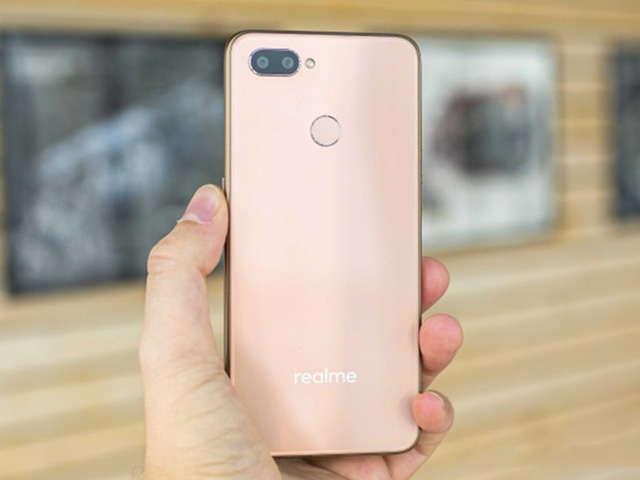 Thời trang Hi-tech - Realme “khoe” cột mốc 4 triệu smartphone bán ra