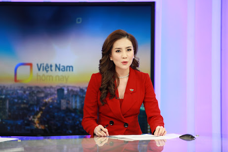 BTV Mai Ngọc từ người mẫu cát xê 50 ngàn đồng tới MC dẫn thời sự VTV1 - 1