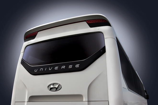 Hyundai chính thức giới thiệu Universe 2019 thế hệ mới: Giá bán từ 3,5 tỷ đồng - 11