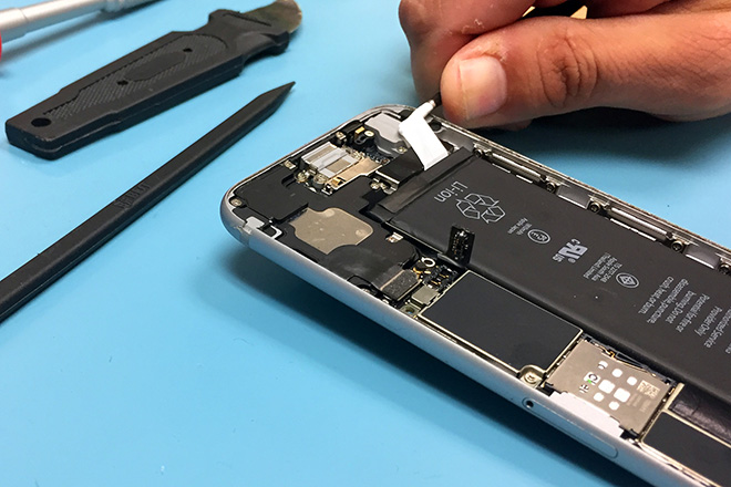 Apple giáº£m giÃ¡ thay pin iPhone cÅ© khiáº¿n iPhone má»i bÃ¡n áº¿ - 2