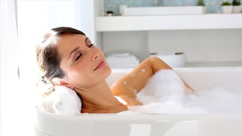 Có nên tắm nước nóng khi trời lạnh? - 1