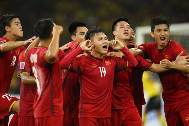 11 SAO Việt Nam hay nhất lịch sử Asian Cup: Quang Hải sánh vai 10 đàn anh - 1