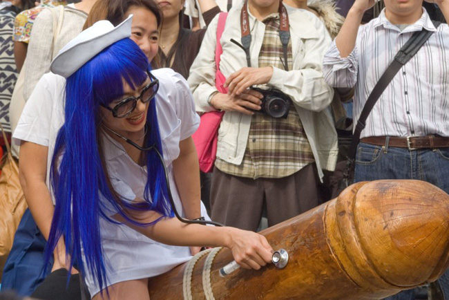 Du khách ngượng chín mặt tại những lễ hội truyền thống chỉ có ở Nhật Bản - 3