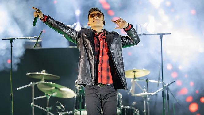 Tuấn Hưng - Sao Việt gặp "vận đen" nhất năm 2018 - 7