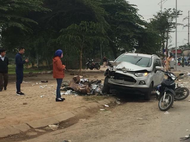 Lái xe ô tô gây tai nạn liên hoàn khiến 2 vợ chồng tử vong ra trình diện