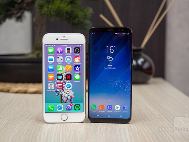 Nên mua iPhone 8 hay Galaxy S8 cũ khi chênh 4 triệu đồng?