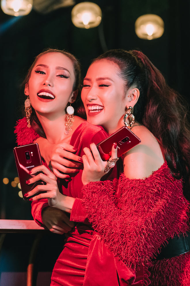 Bật cá tính trong năm mới cùng sắc Vang Đỏ - 5