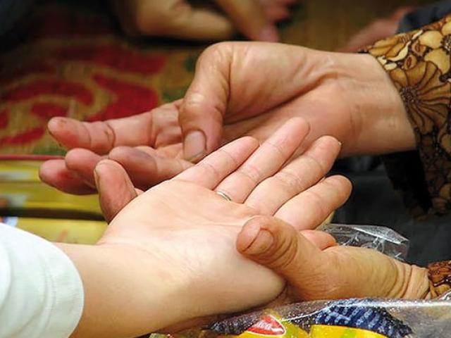 Bạn trẻ - Cuộc sống - Hoang mang vì vợ tin lời bói toán, bỏ bê gia đình