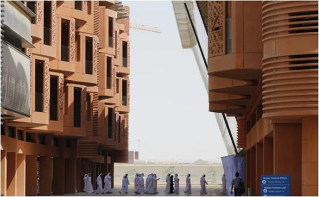 Nơi tuyển VN ra quân Asian Cup có một thành phố "ma" giữa sa mạc - 2