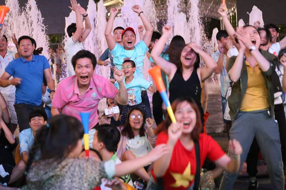 Công Phượng lập công, triệu CĐV Việt Nam thỏa lòng mong đợi - 9