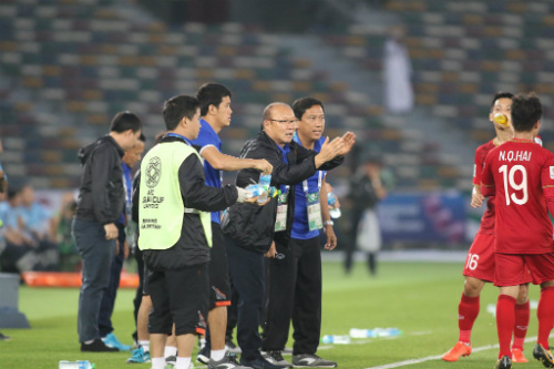 Chi tiết Asian Cup Việt Nam - Iraq: Siêu phẩm đá phạt phút 90 (KT) - 9