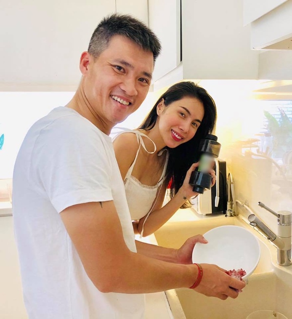 Công Vinh, Tuấn Hưng kiếm bạc tỷ vẫn làm những việc này giúp vợ - 5