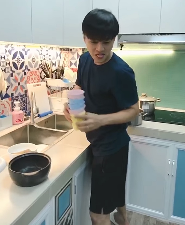 Công Vinh, Tuấn Hưng kiếm bạc tỷ vẫn làm những việc này giúp vợ - 3