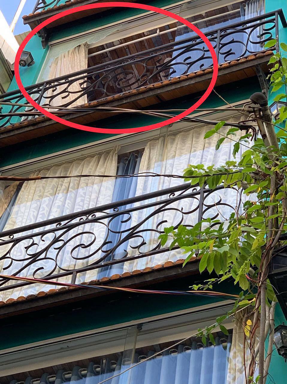 Lộ diện “tác giả” bắn vỡ hàng loạt cửa kính ở trung tâm Sài Gòn - 1