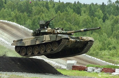 Báo Mỹ đánh giá xe tăng T-90S mà Việt Nam vừa nhận 30 chiếc - 1