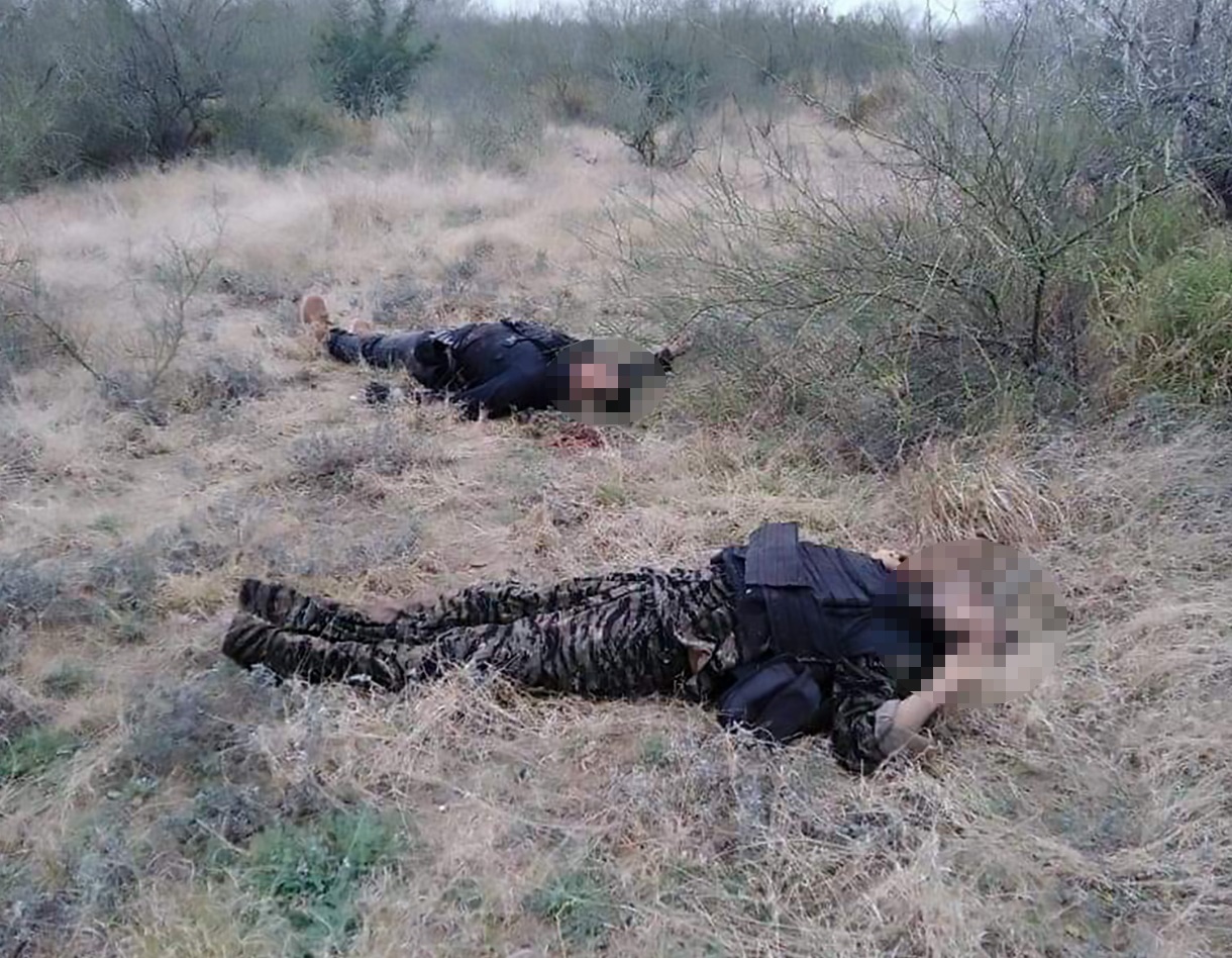 Băng đảng Mexico hỗn chiến đẫm máu, 20 thi thể nằm gần biên giới Mỹ - 1