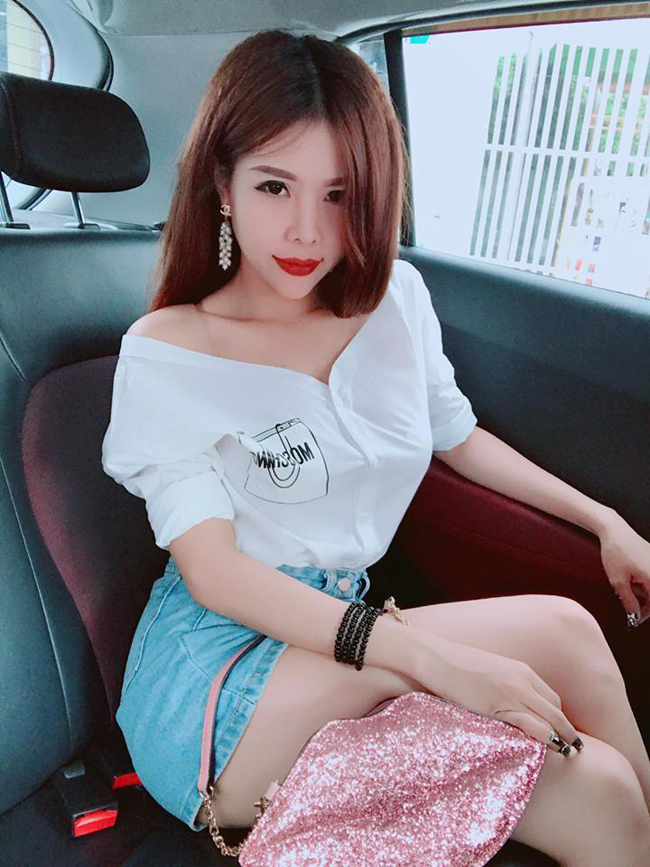 Tháng 10.2018, Elsa Nguyễn từng gây chú ý khi tham gia chương trình "Giọng ải giọng ai". 