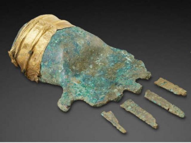 Thế giới - Bàn tay đồng 3.500 tuổi bí ẩn làm đau đầu các nhà khoa học