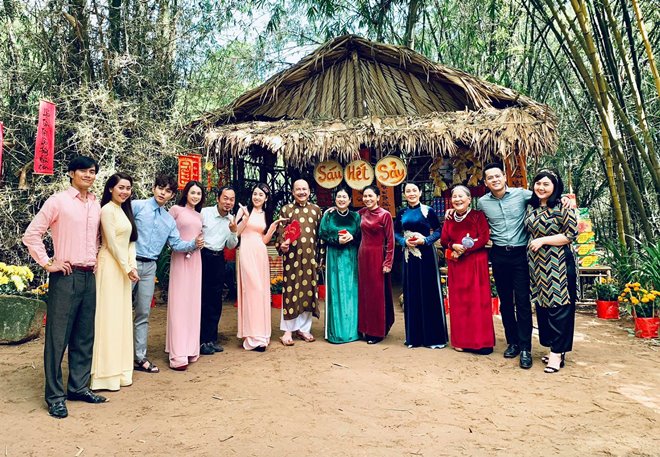 "Cô Thắm về làng" 2019 gây tò mò với câu chuyện nhầm con ly kỳ - 12